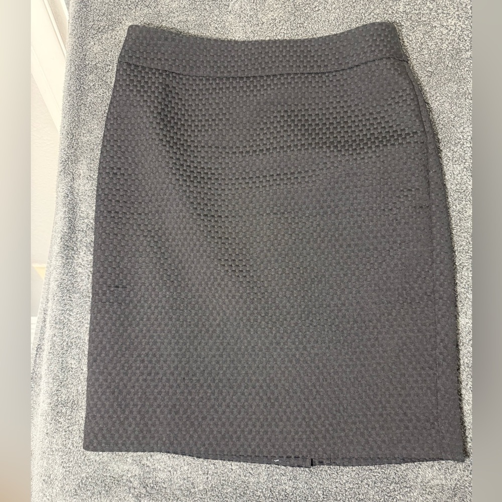 Ann Taylor Black‎ Textured Women's Skirt- 4